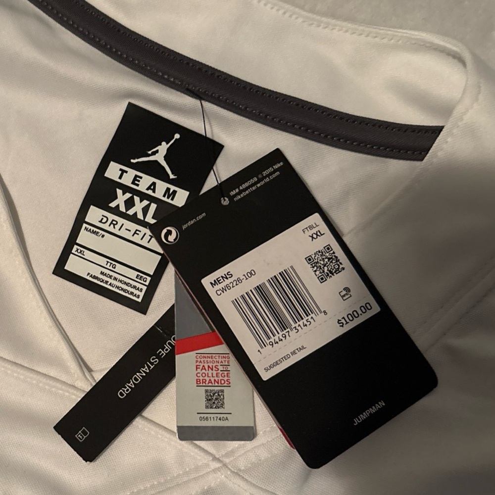 Nike Dri-FIT White XXL Shirt